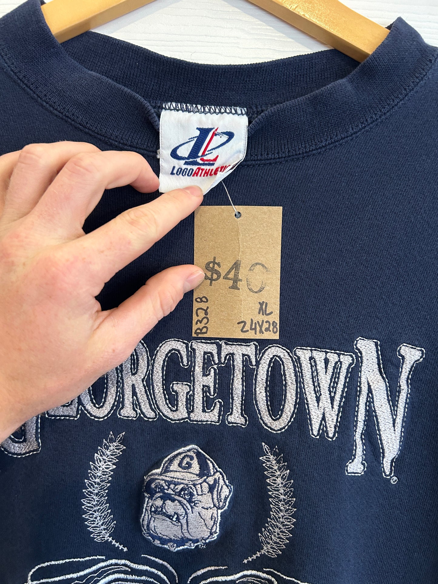 Vintage embroidered Georgetown Crewneck - XL