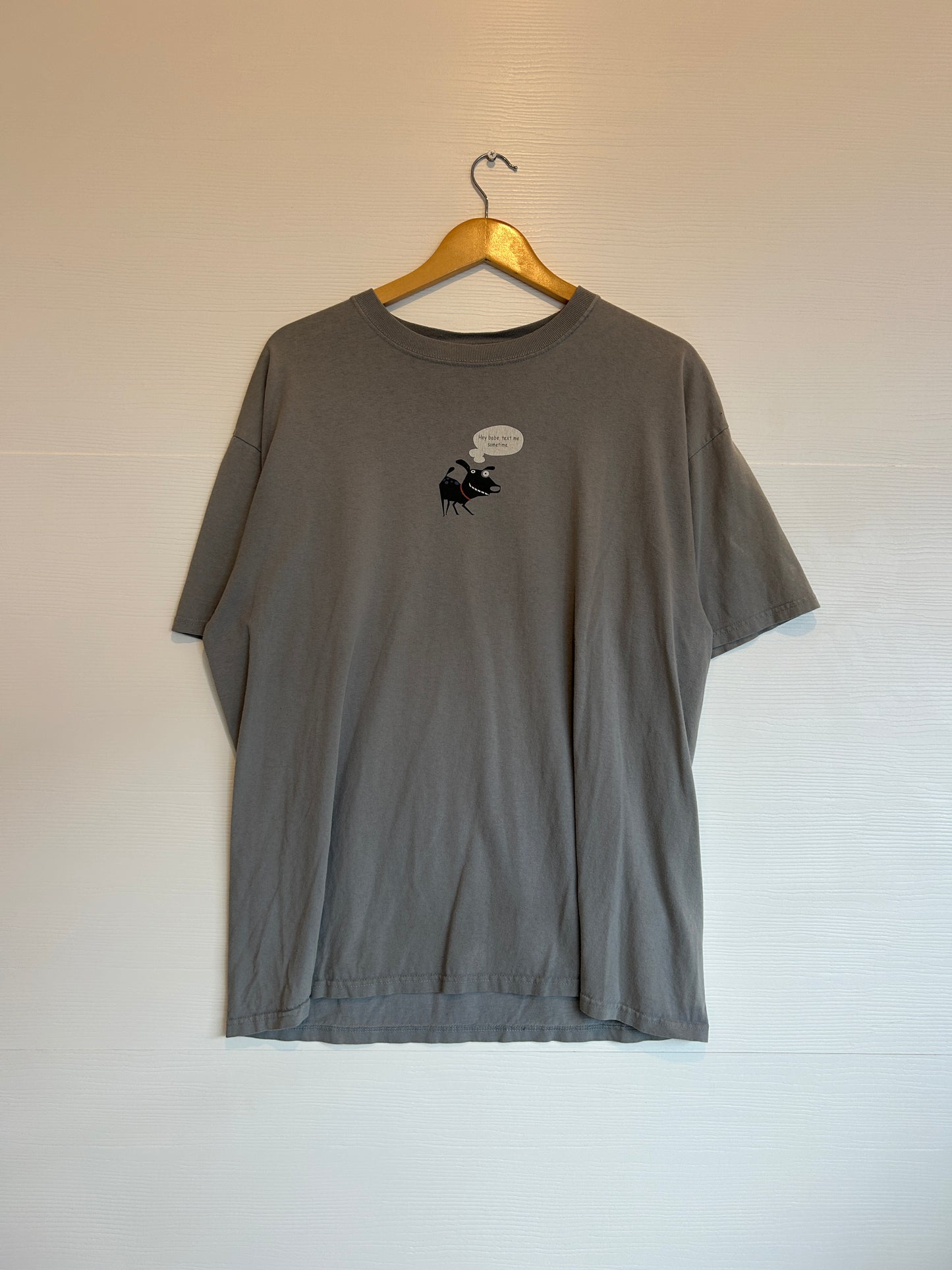 Text me babe tee