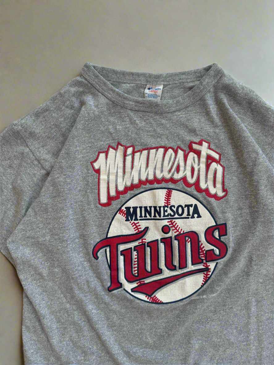 Vintage Minnesota twins tee