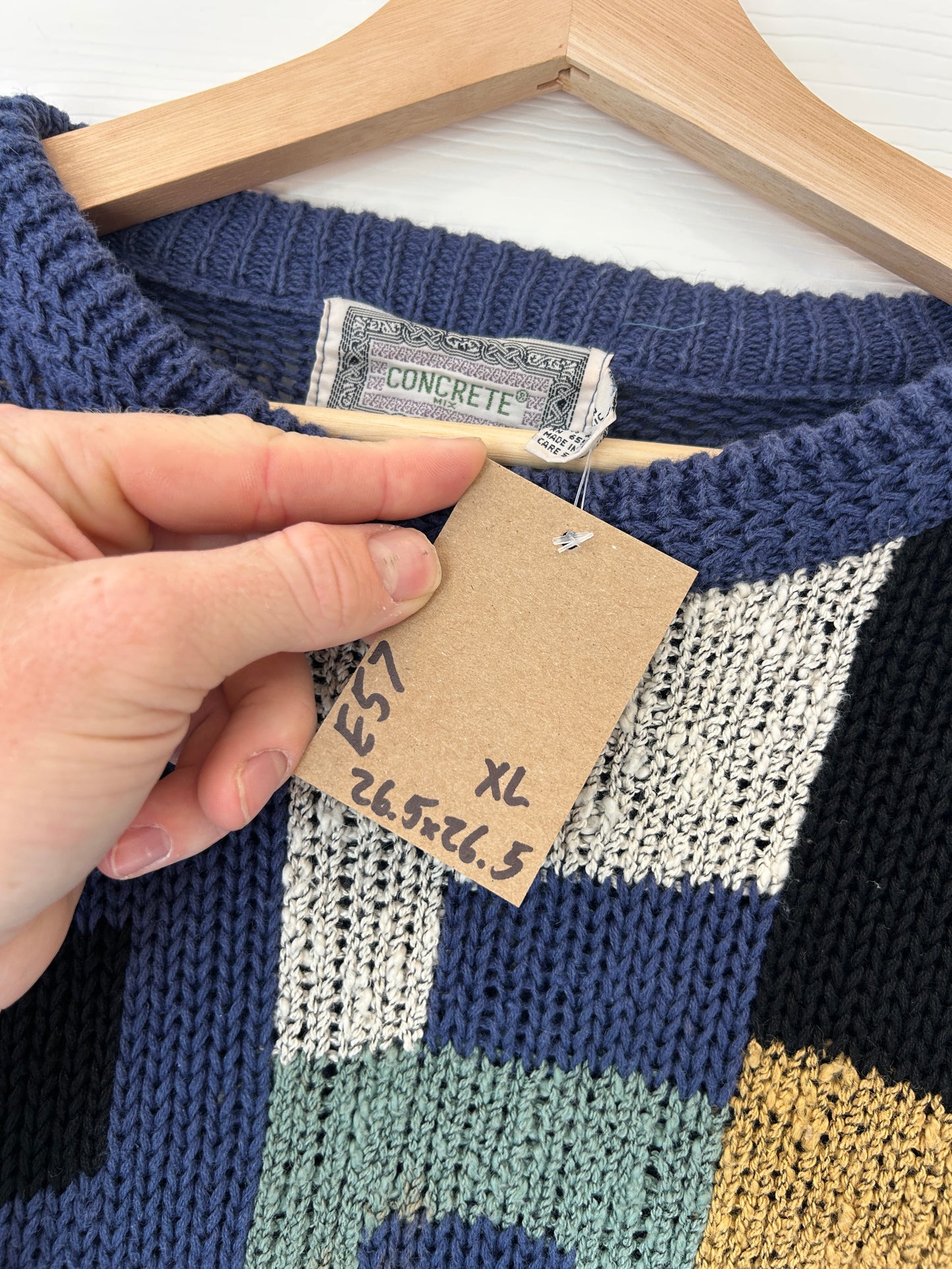 Concrete block sweater - XL