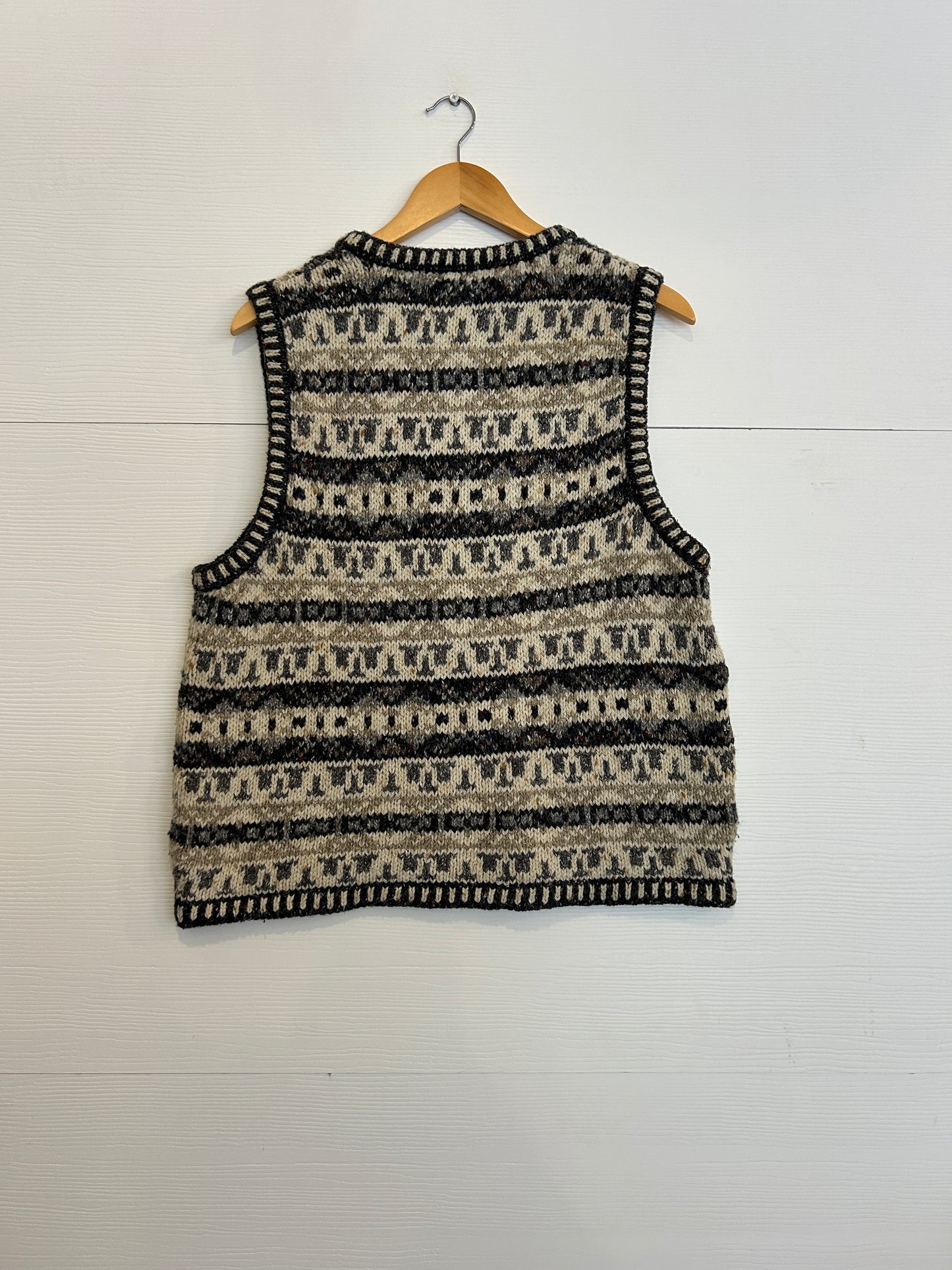 Sweater vest - L