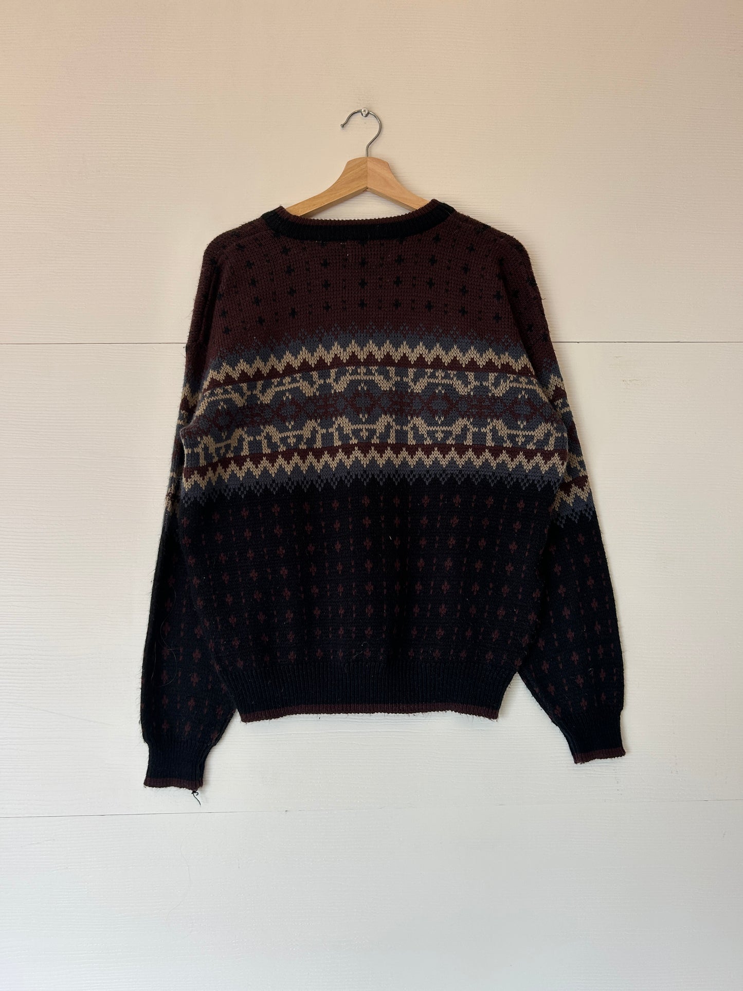 Striped golf sweater - L