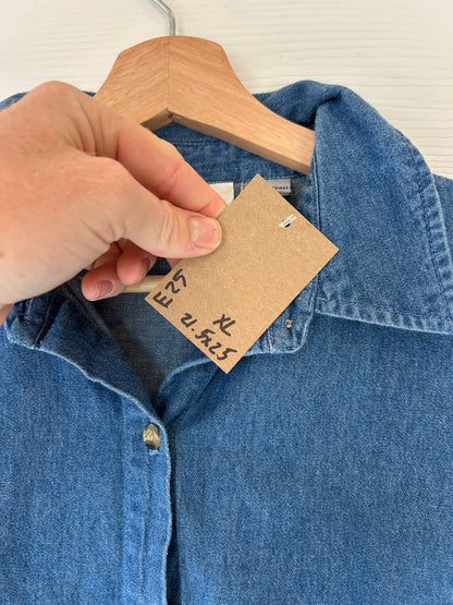 Fashion bug button up - XL
