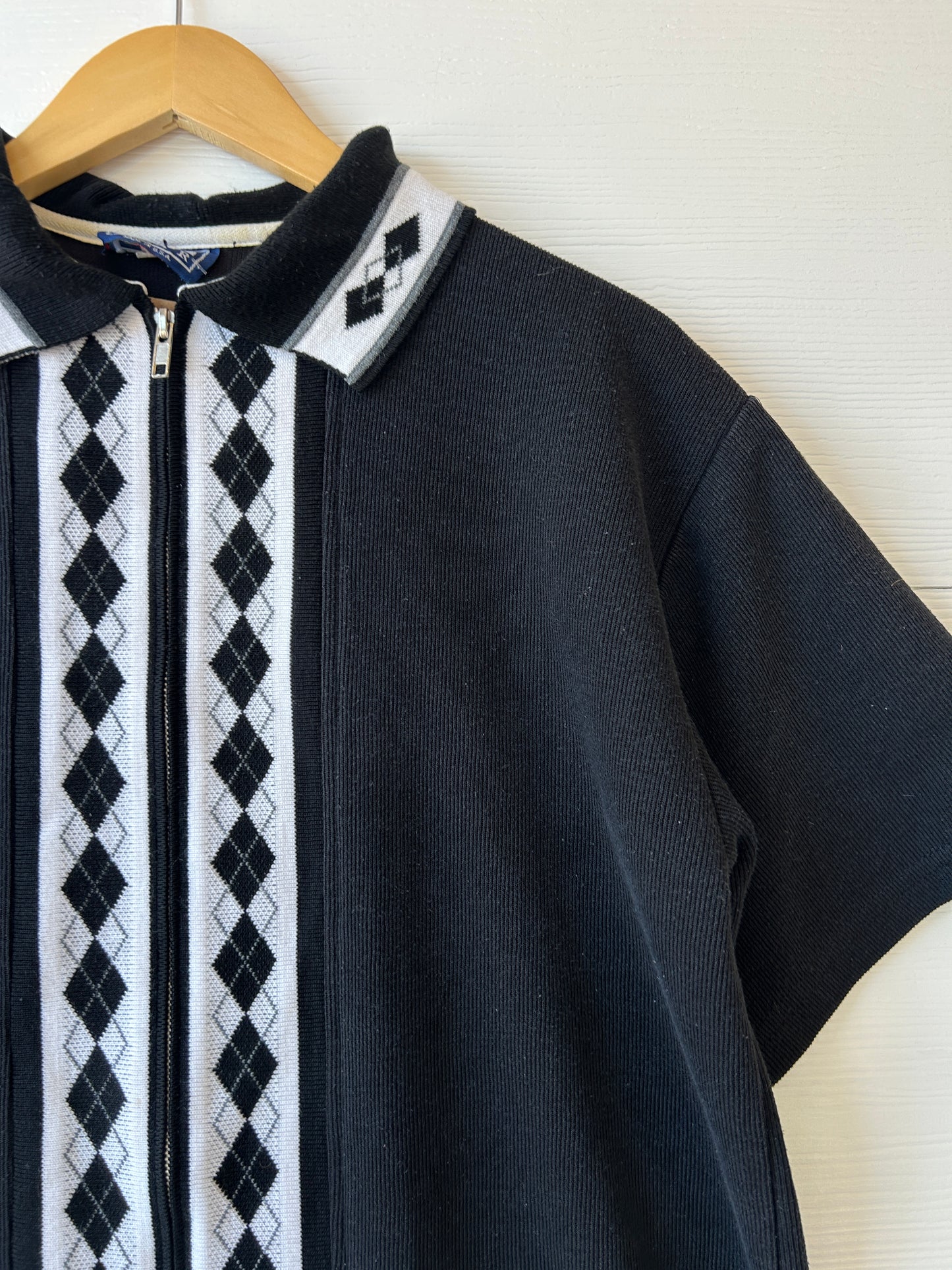 Checkered zip-up polo tee - L