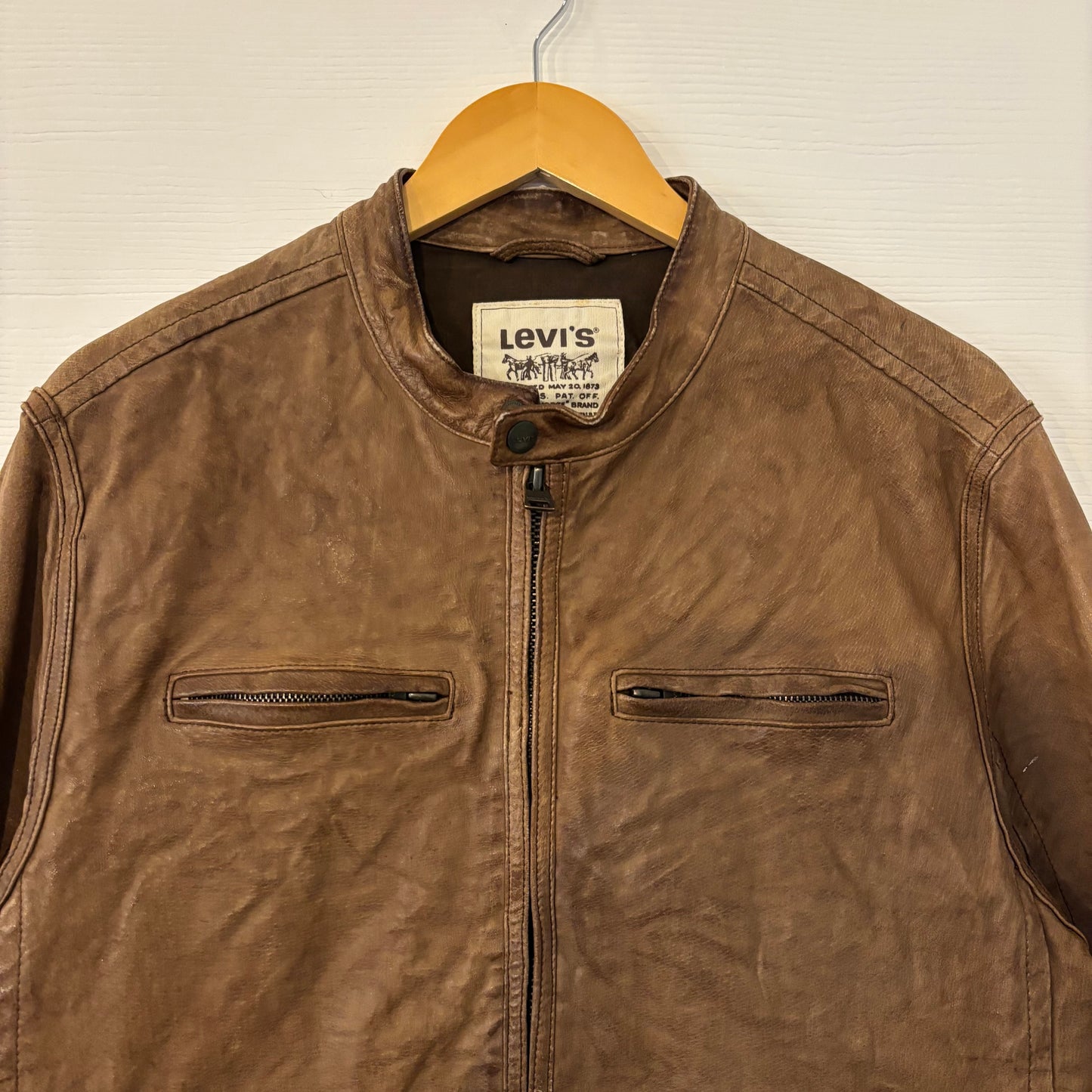 Vintage Levi’s Brown Cropped Leather Jacket - L