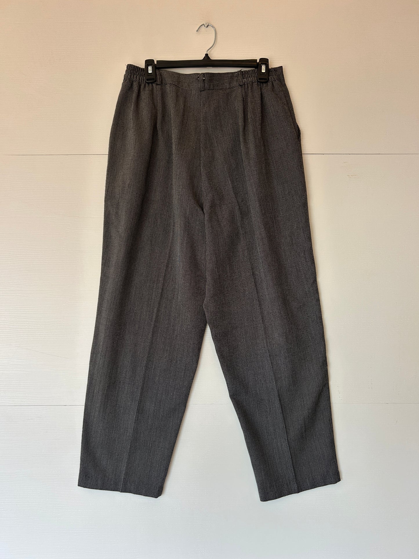 Pleated black golf pants - 32