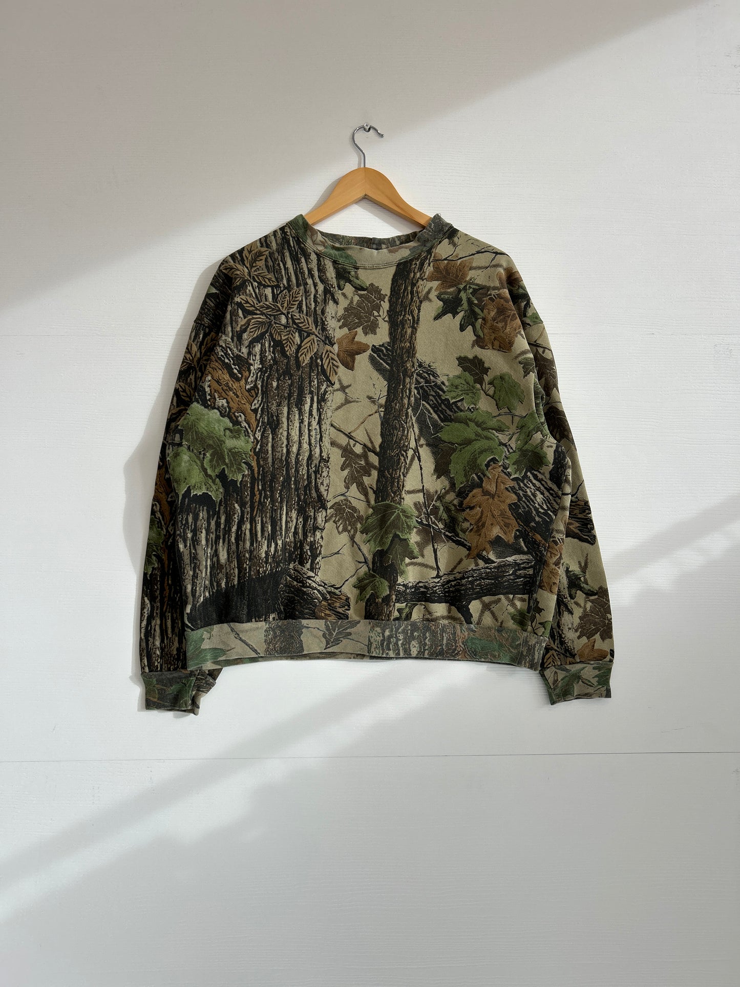 RealTree crop Crewneck