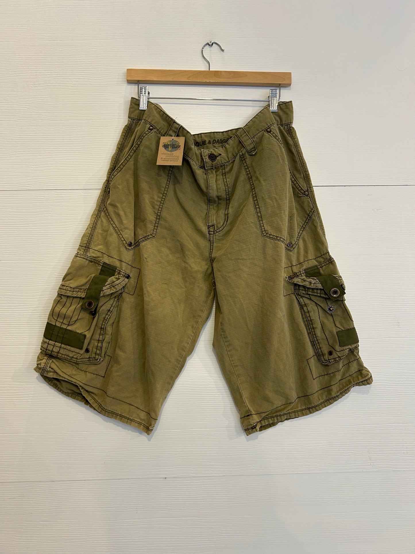 Cloque & dagger green cargo shorts - 36