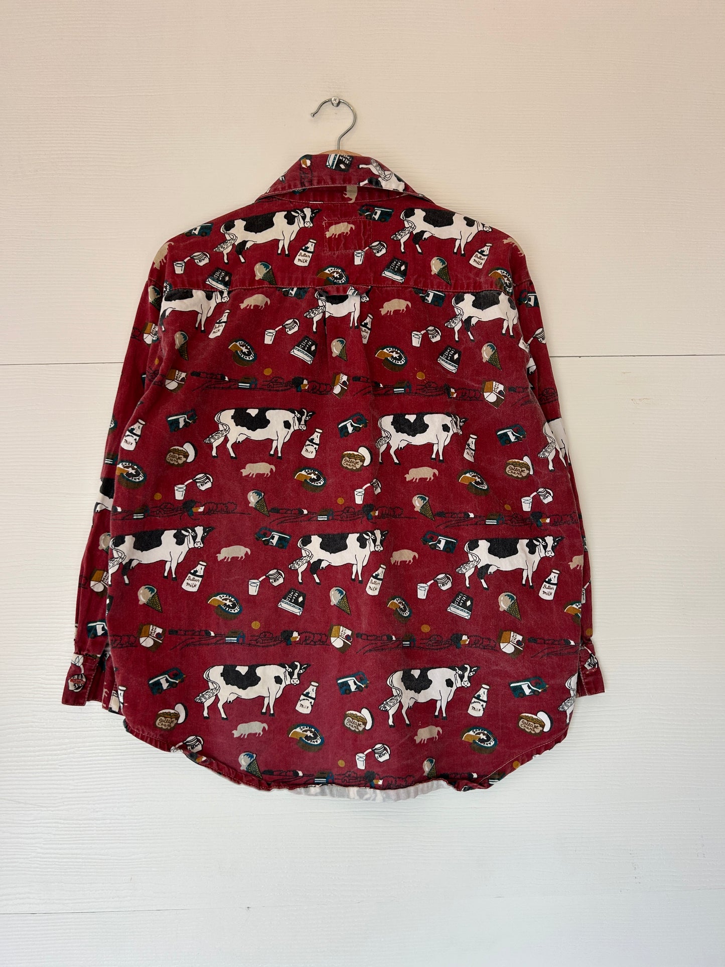 Cow all over print button down - S