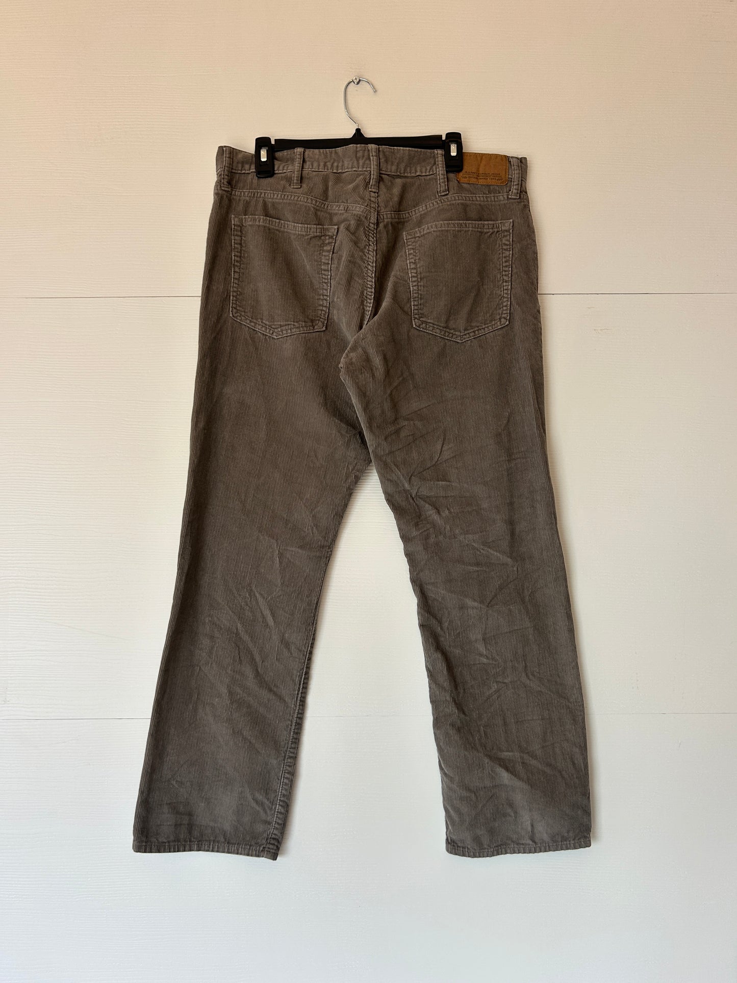 Old navy corduroy pants - 36