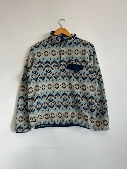 Patagonia quarter button