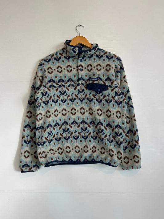 Patagonia quarter button