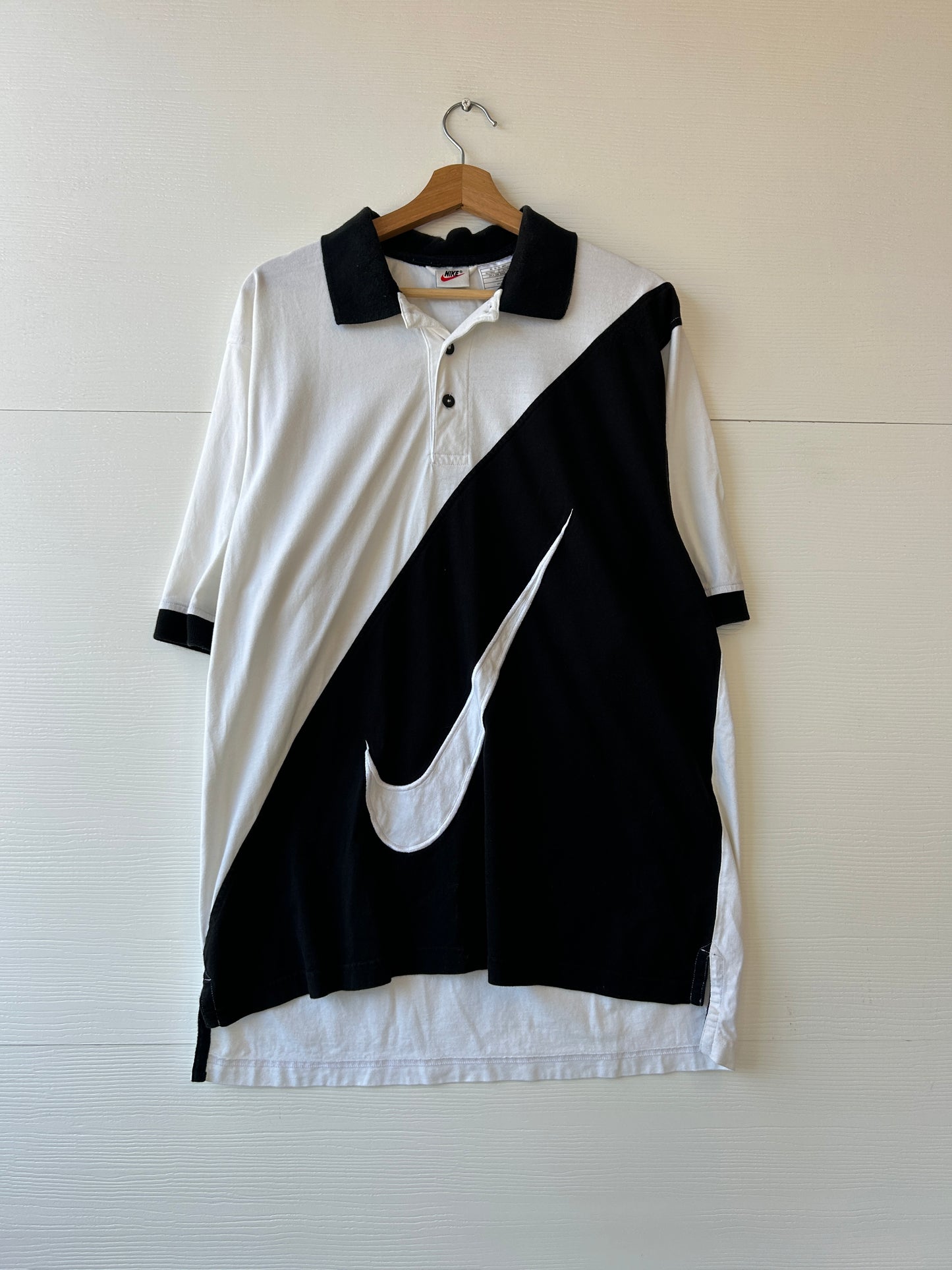 Nike golf swoosh tee - L