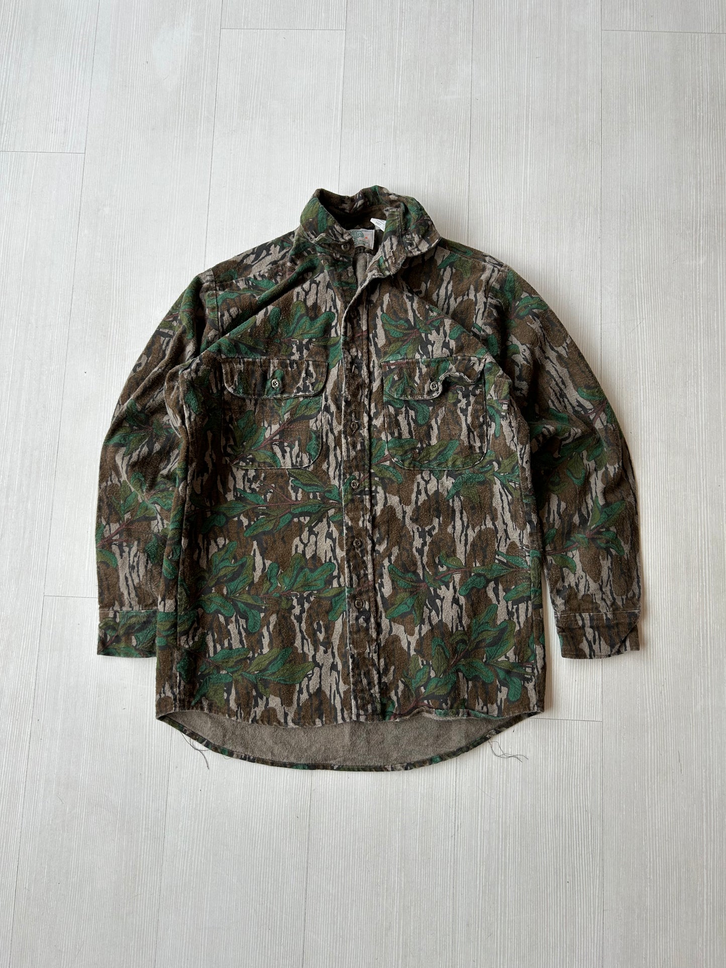 Vtg Camo Button-up